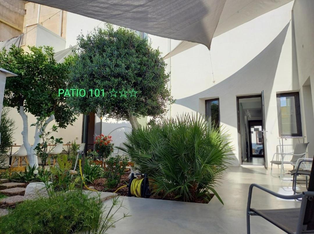 Patio 101 "Exclusive" Bed & Breakfast Сан Вито ло Капо Екстериор снимка