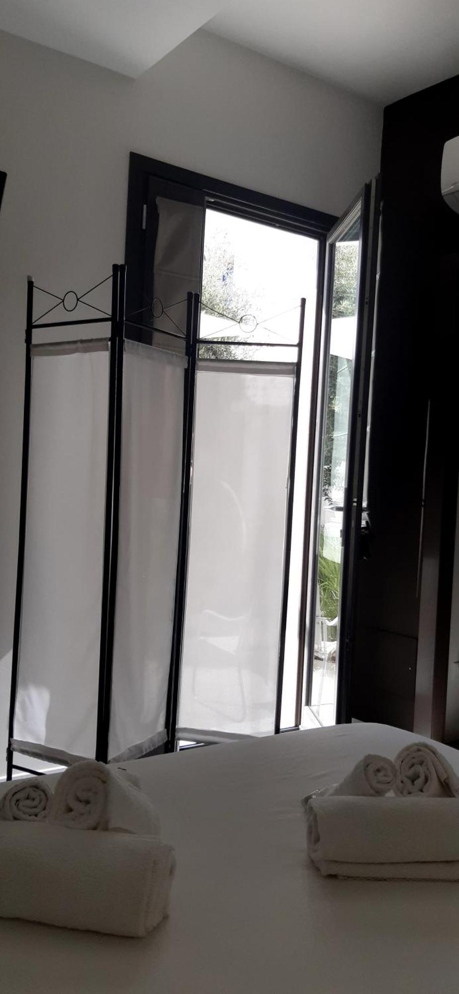 Patio 101 "Exclusive" Bed & Breakfast Сан Вито ло Капо Стая снимка